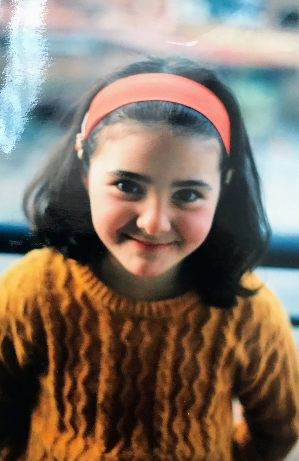 Loida en su infancia